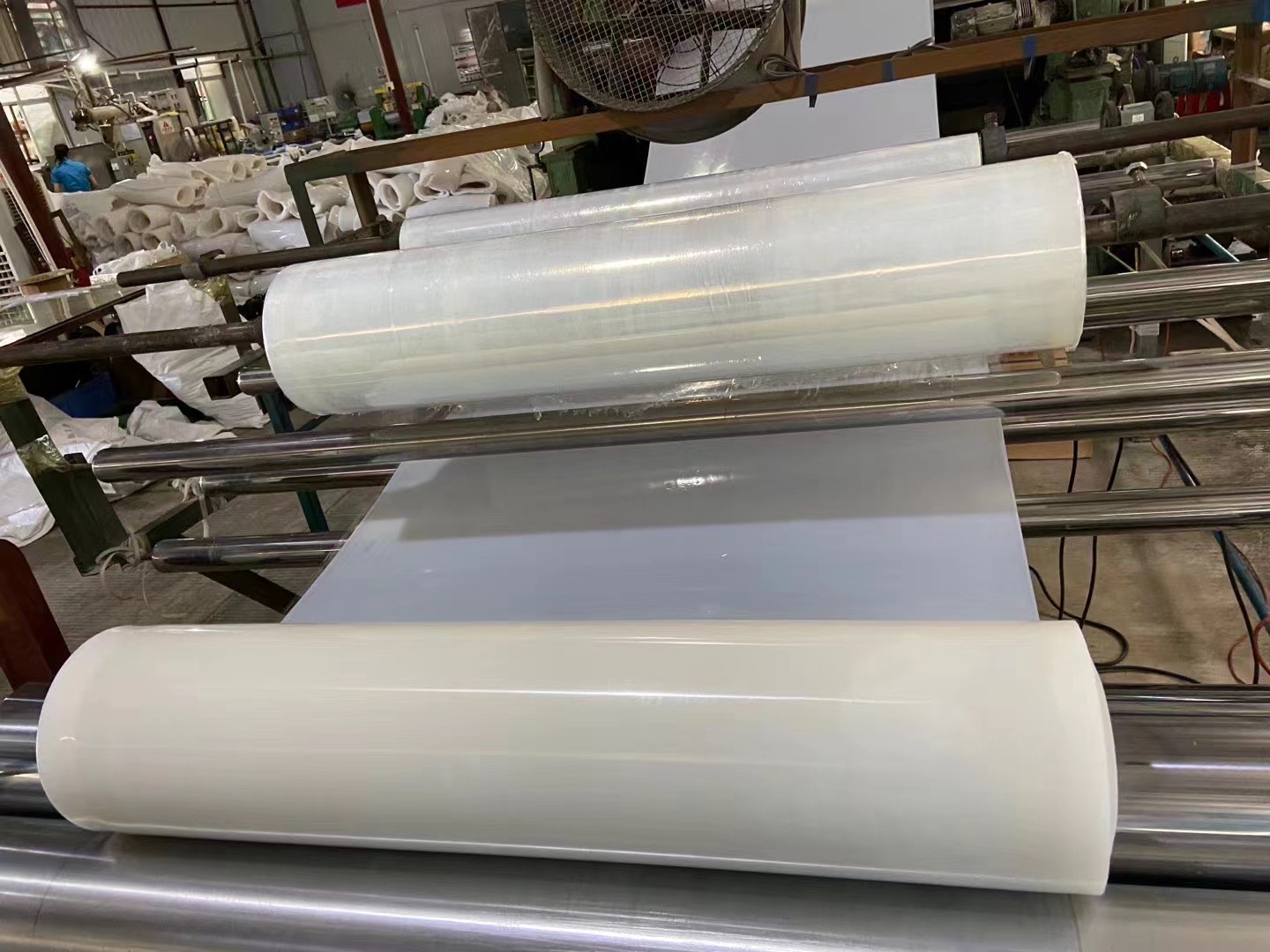 silicone rubber sheet vs epdm rubber sheet 